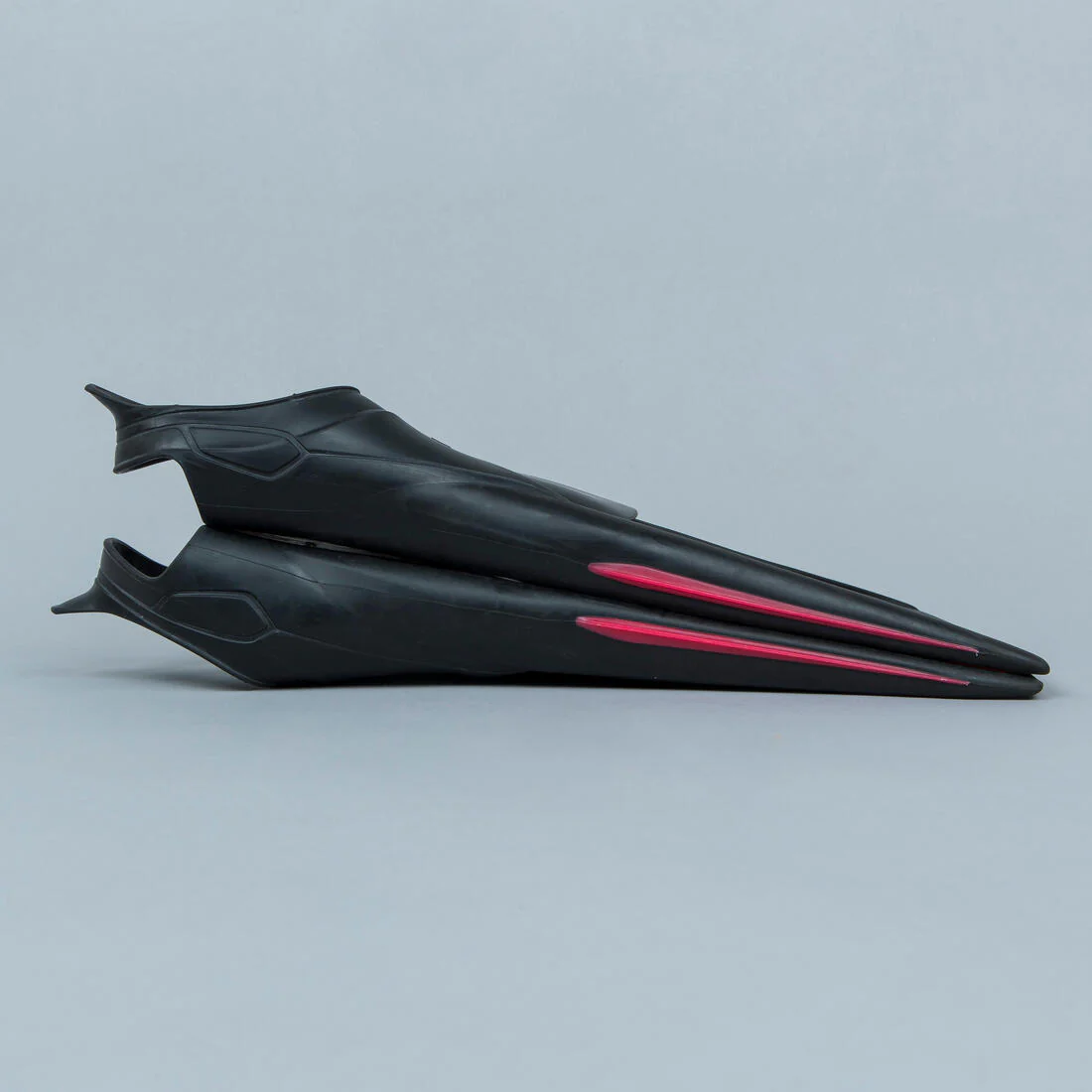 Aletas de natación largas y rígidas negro y rojo TopFins 900 - Image 4