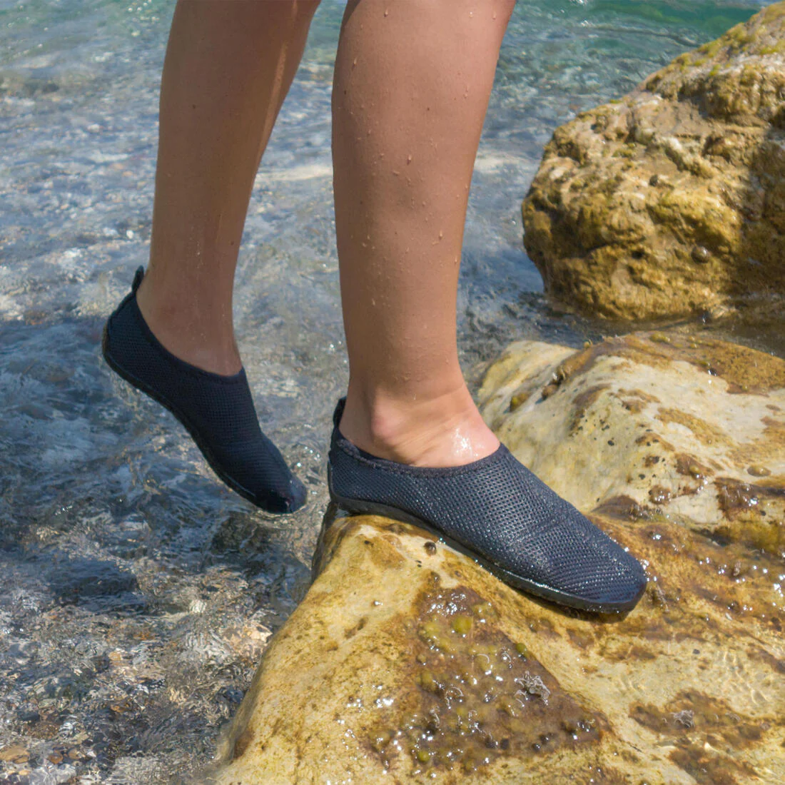Aquashoes acuáticos grises para adulto Subea 100 - Image 9