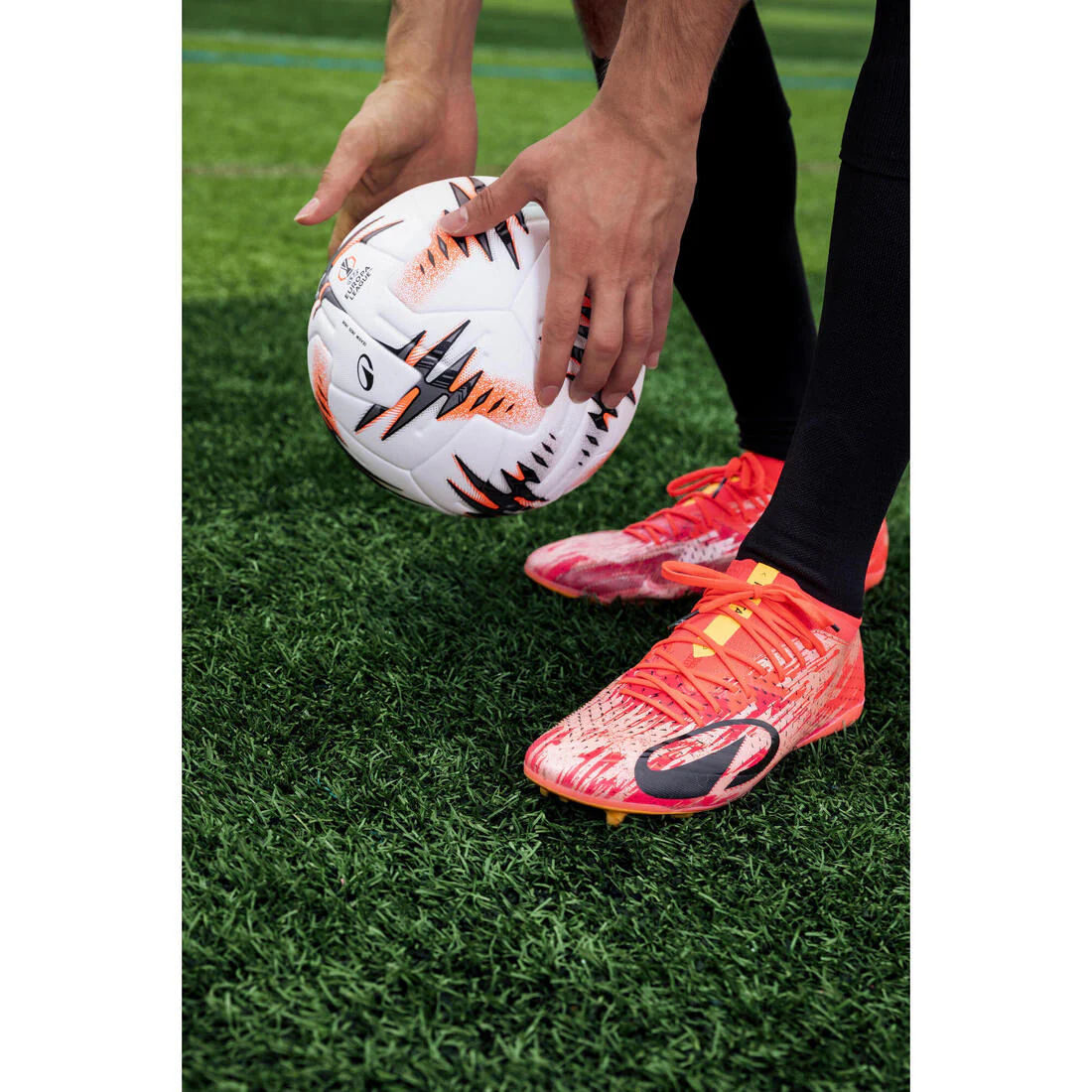 Balón de futbol oficial UEFA Europa League 2025/2026 talla 5 vendido con caja - Image 8