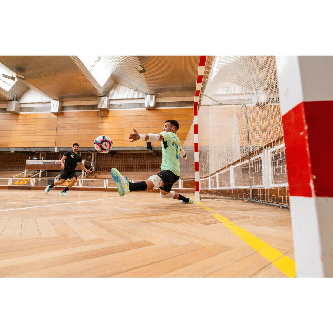 Balón de futbol sala talla 4 FIFA Quality Pro - Image 10
