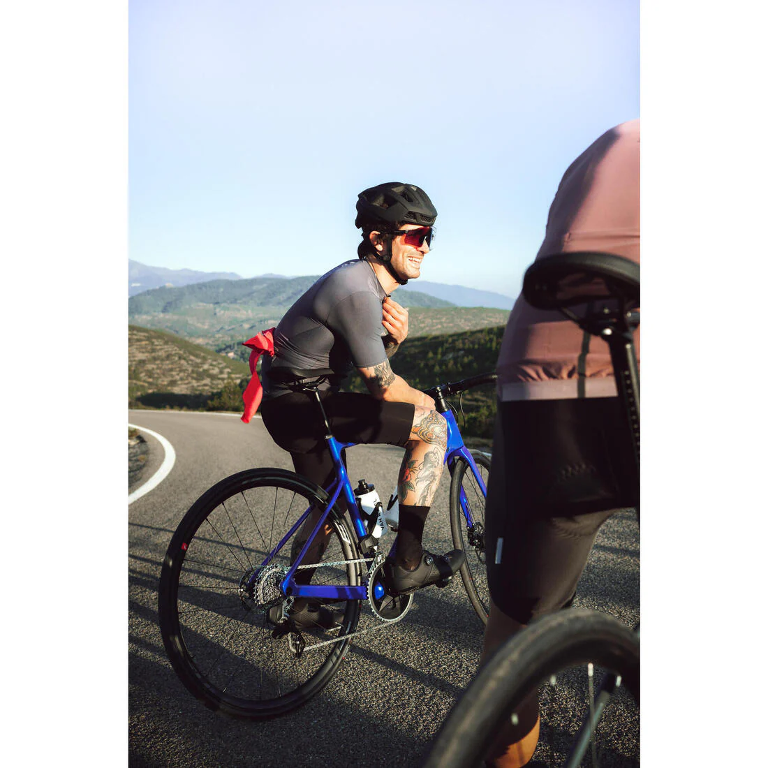 Bicicleta de carretera con cuadro de carbono azul NCR CF Tiagra - Image 12