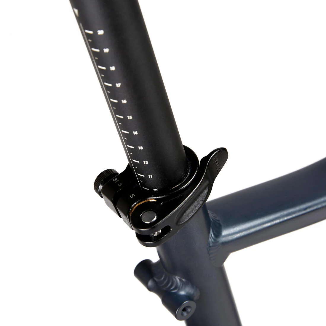 Bicicleta híbrida con freno de disco de 9 velocidades nube Riverside 500 - Image 17
