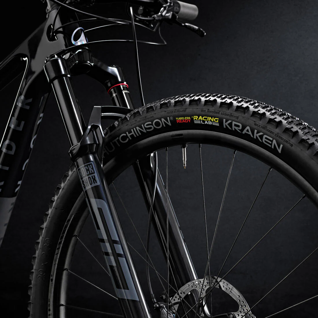 Bicicleta MTB XC Race 940 Negro S Cuadro Carbono Suspensión Total - Image 10