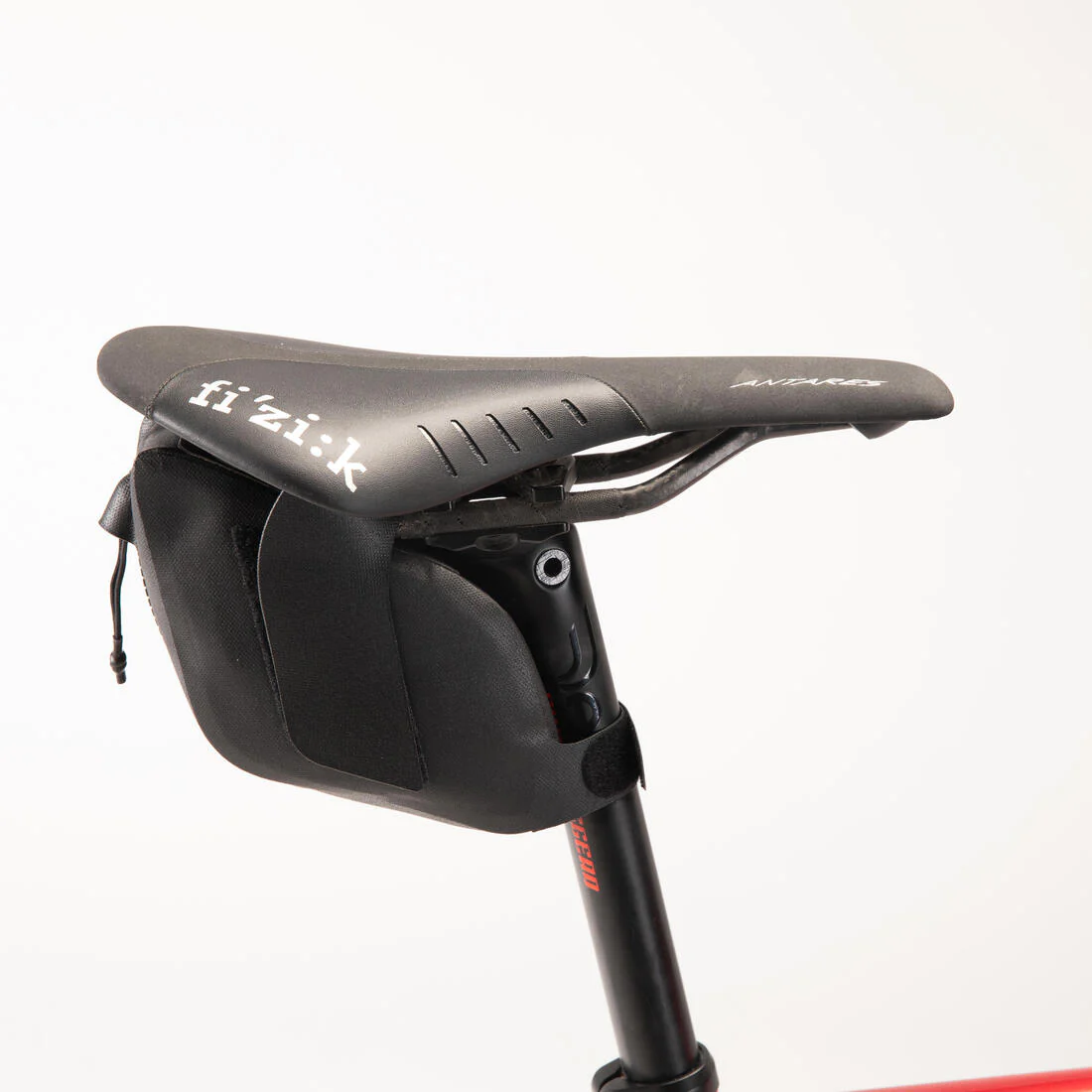 BOLSA DE ASIENTO RACE M 0.6 L NEGRA - Image 3
