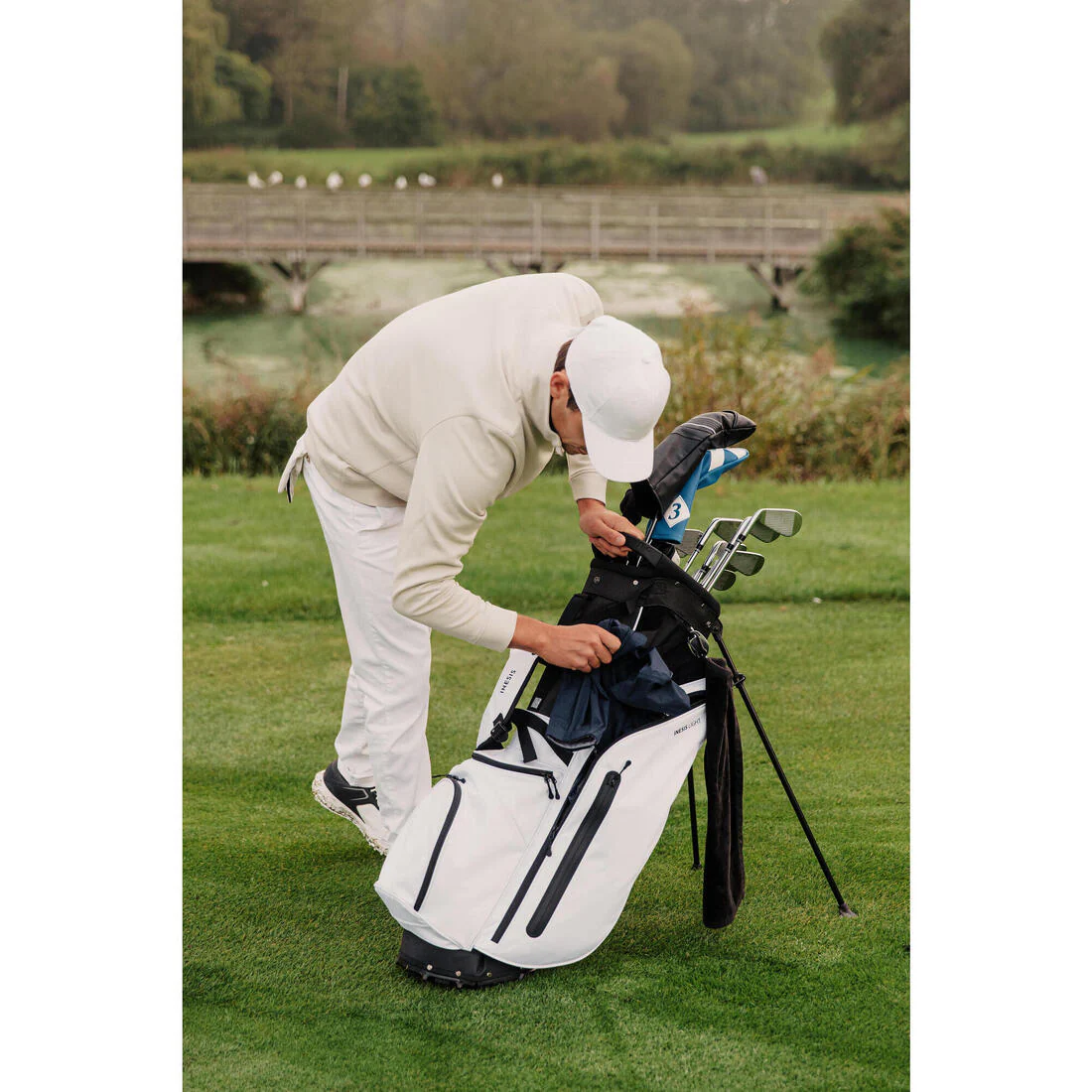 Bolsa de golf con tripié blanca Inesis Light - Image 32