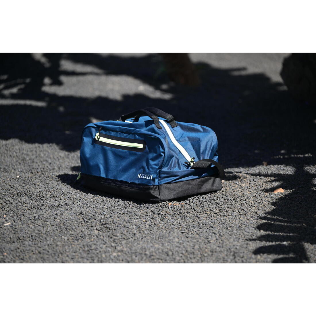 Bolsa de natación tipo duffle bag de 27 L gris con - Image 11