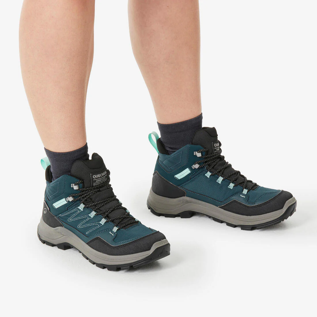 Botas impermeables de senderismo en montaña verdes para mujer MH100 Mid - Image 9