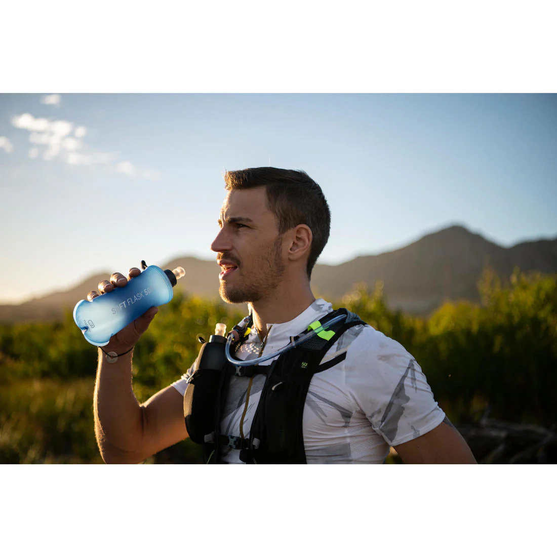 BOTELLA BLANDA PARA CARRERA EN MONTAÑA 500 ml AZUL - Image 11