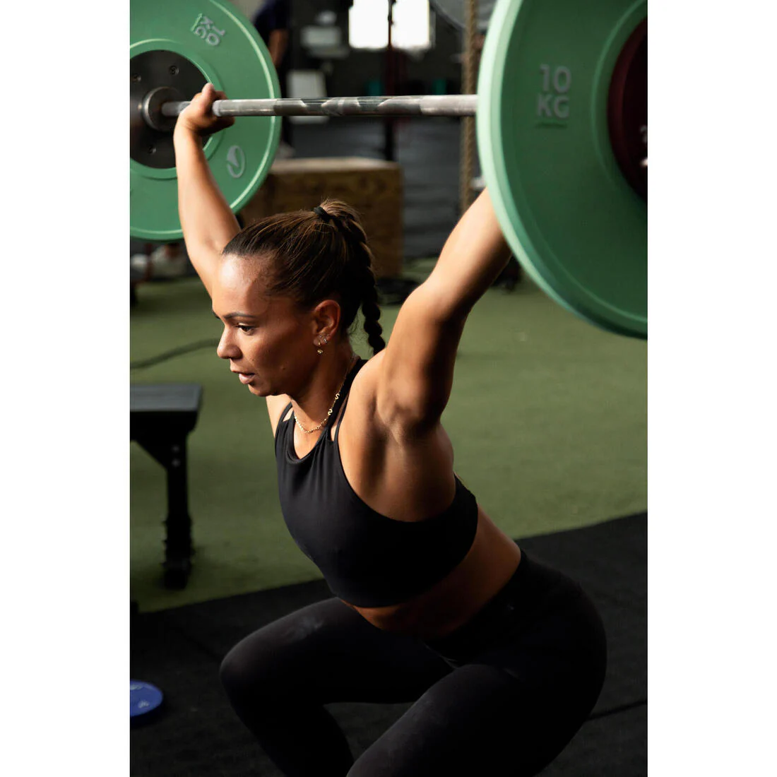 Brassiere de fitness de sujeción ligera con tirantes delgados negro para mujer - Image 11