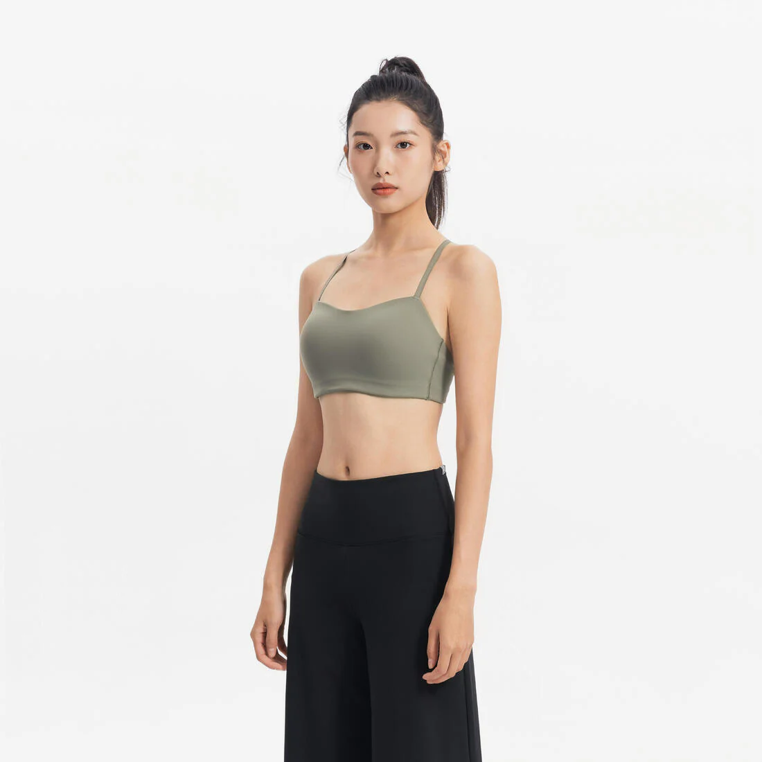 Brassiere deportivo de sujeción ligera con tirantes café y arcilla para mujer - Image 3