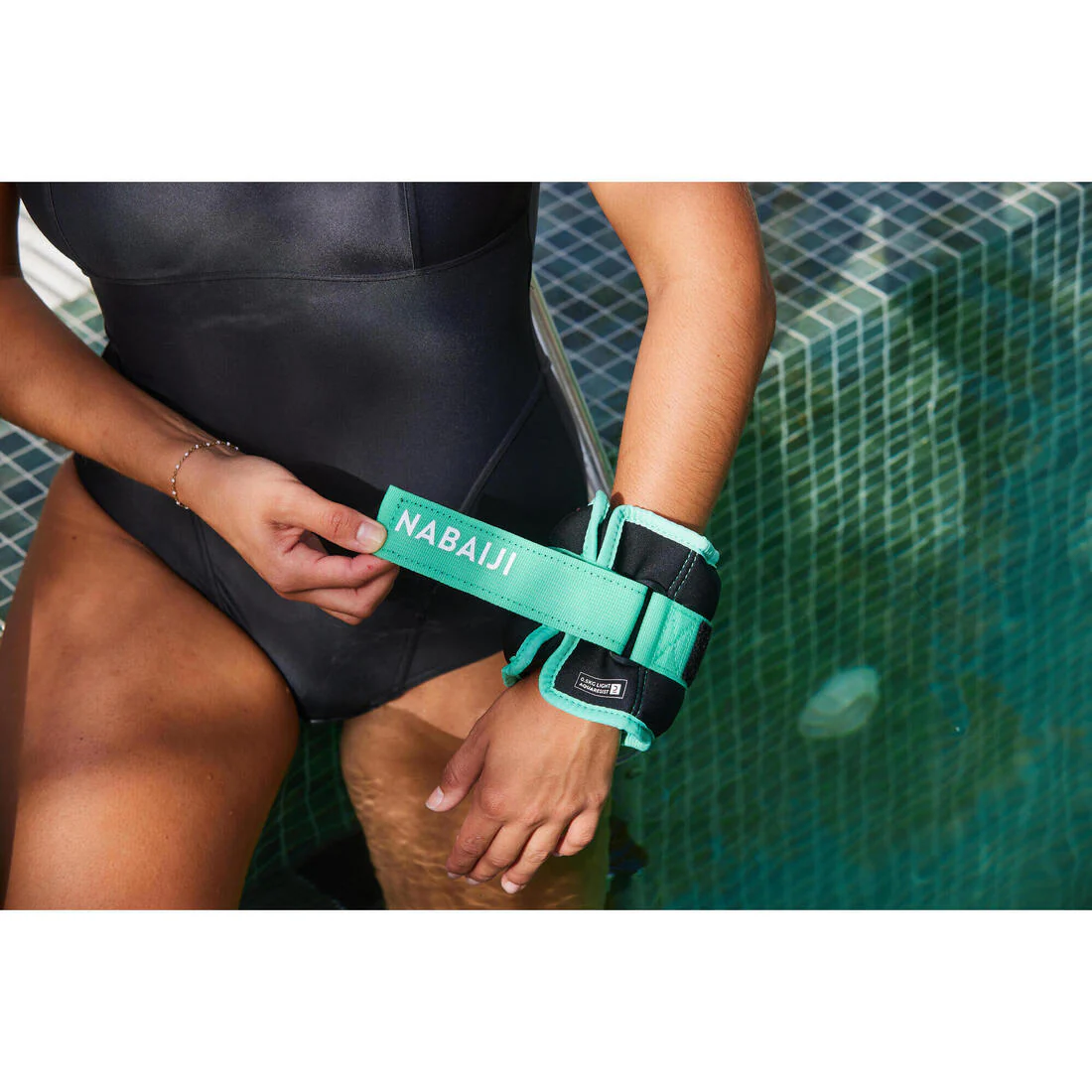 Brazaletes Lastrados Bucle Aquagym Verde Claro 0,5 kg x2 - Image 4