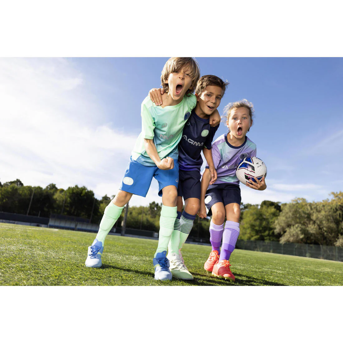 Calcetines de futbol con rinoceronte azul marino con Viralto Kids Roar - Image 14