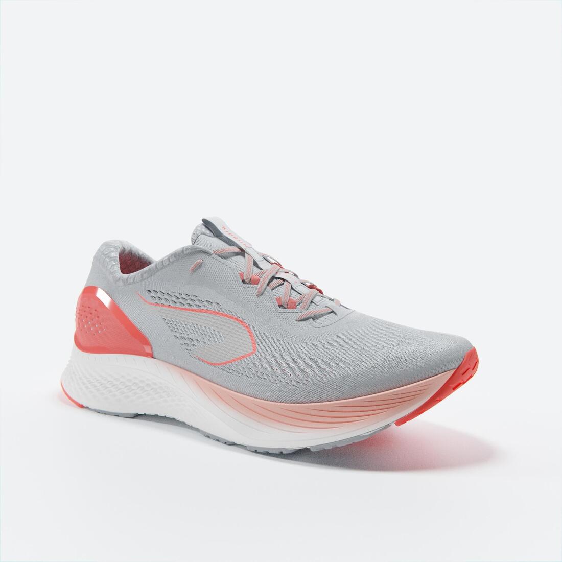 CALZADO RUNNING MUJER KIPRUN KS 500 2 GRIS Y ROJO CORAL - Image 12