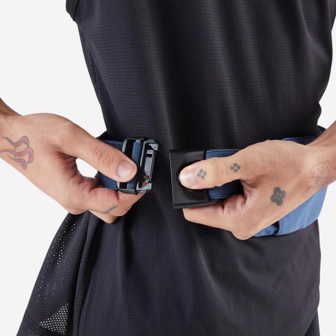 Cangurera de running básica para smartphone con 2 compartimentos unisex Kiprun - Image 23