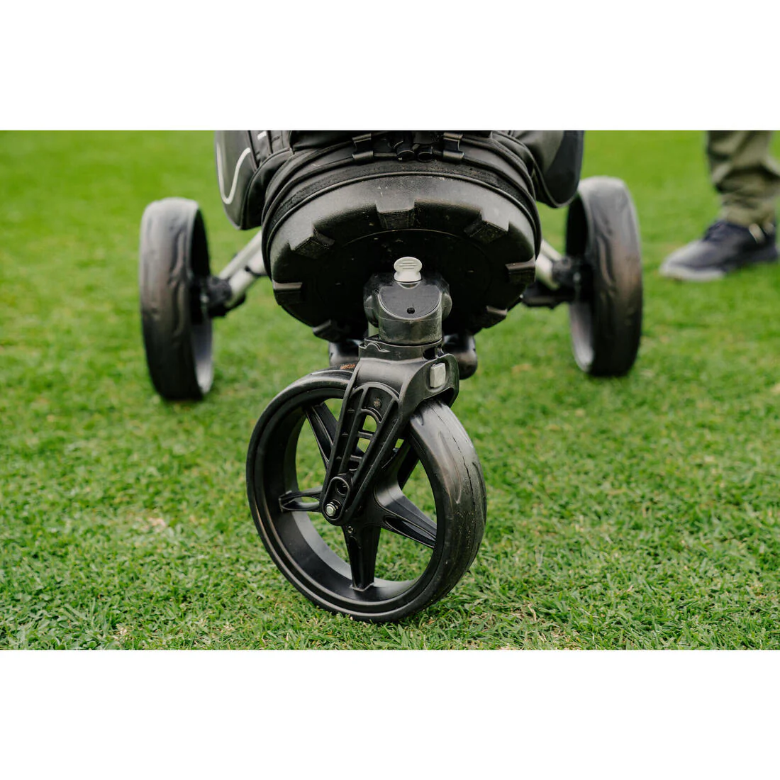 Carrito de golf con 3 ruedas con giro de 360° Inesis 900 - Image 16