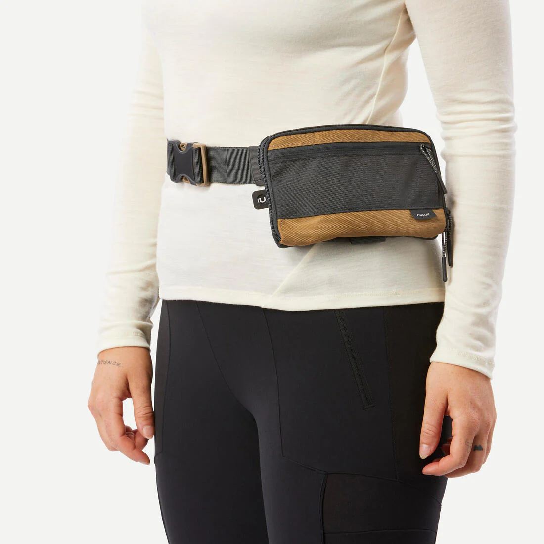 Cartera organizadora de viaje de trekking modelo grande negra Travel XL - Image 11