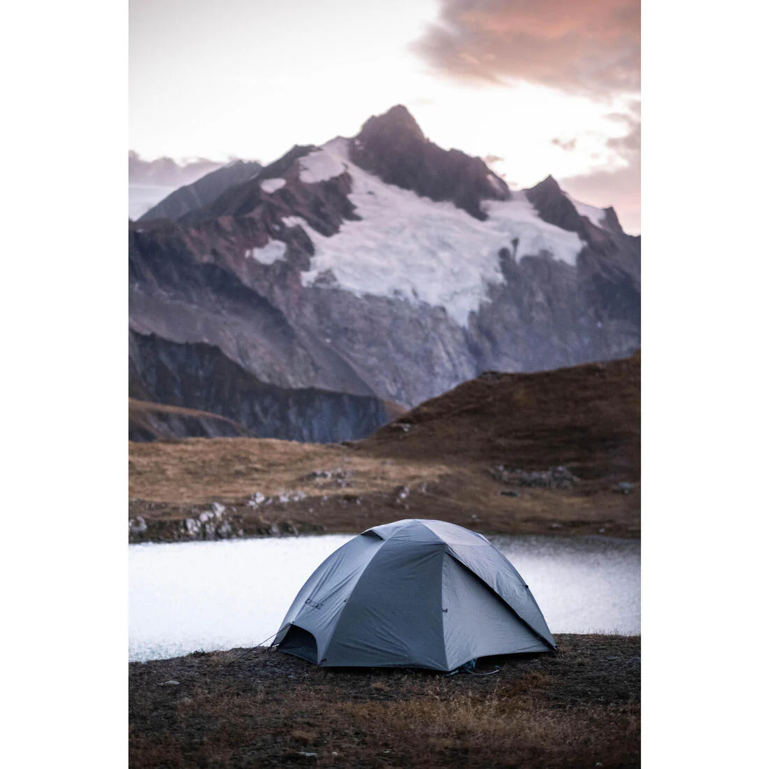 Casa de campaña de trekking tipo domo con malla para 2 personas MT500 - Image 10