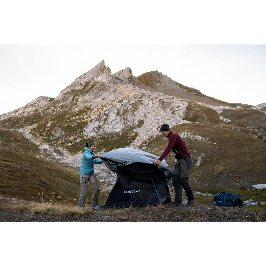Casa de campaña de trekking tipo domo con malla para 2 personas MT500 - Image 13