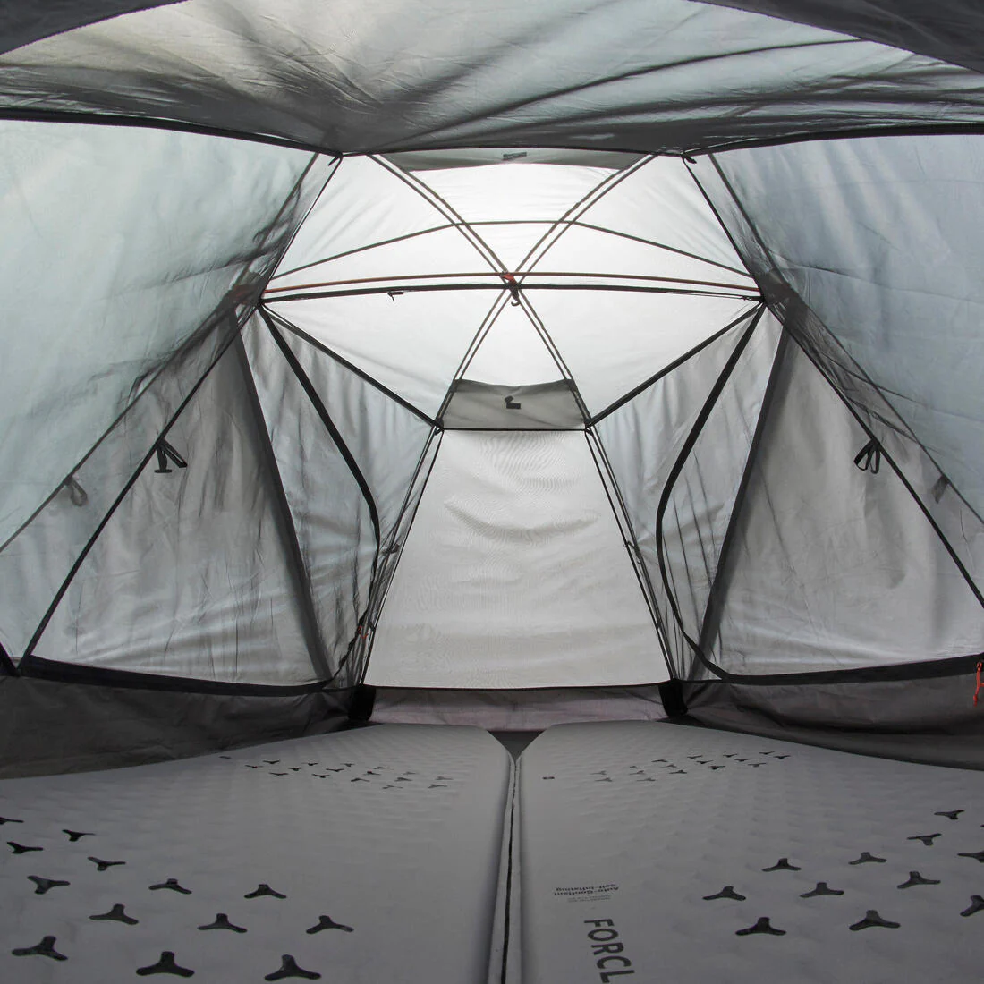 Casa de campaña de trekking tipo domo con malla para 2 personas MT500 - Image 3