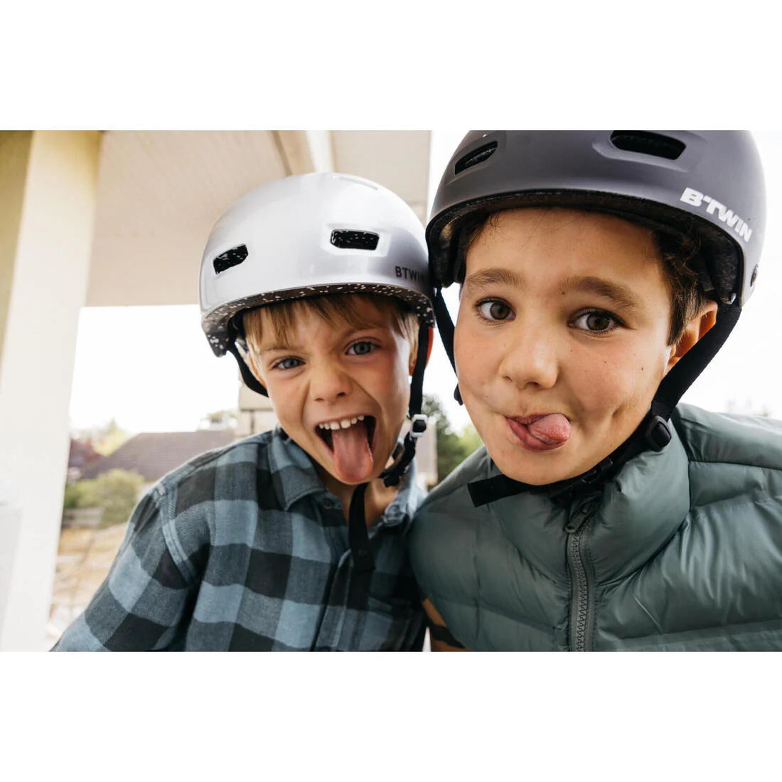 Casco de ciclismo negro para niños 500 - Image 14