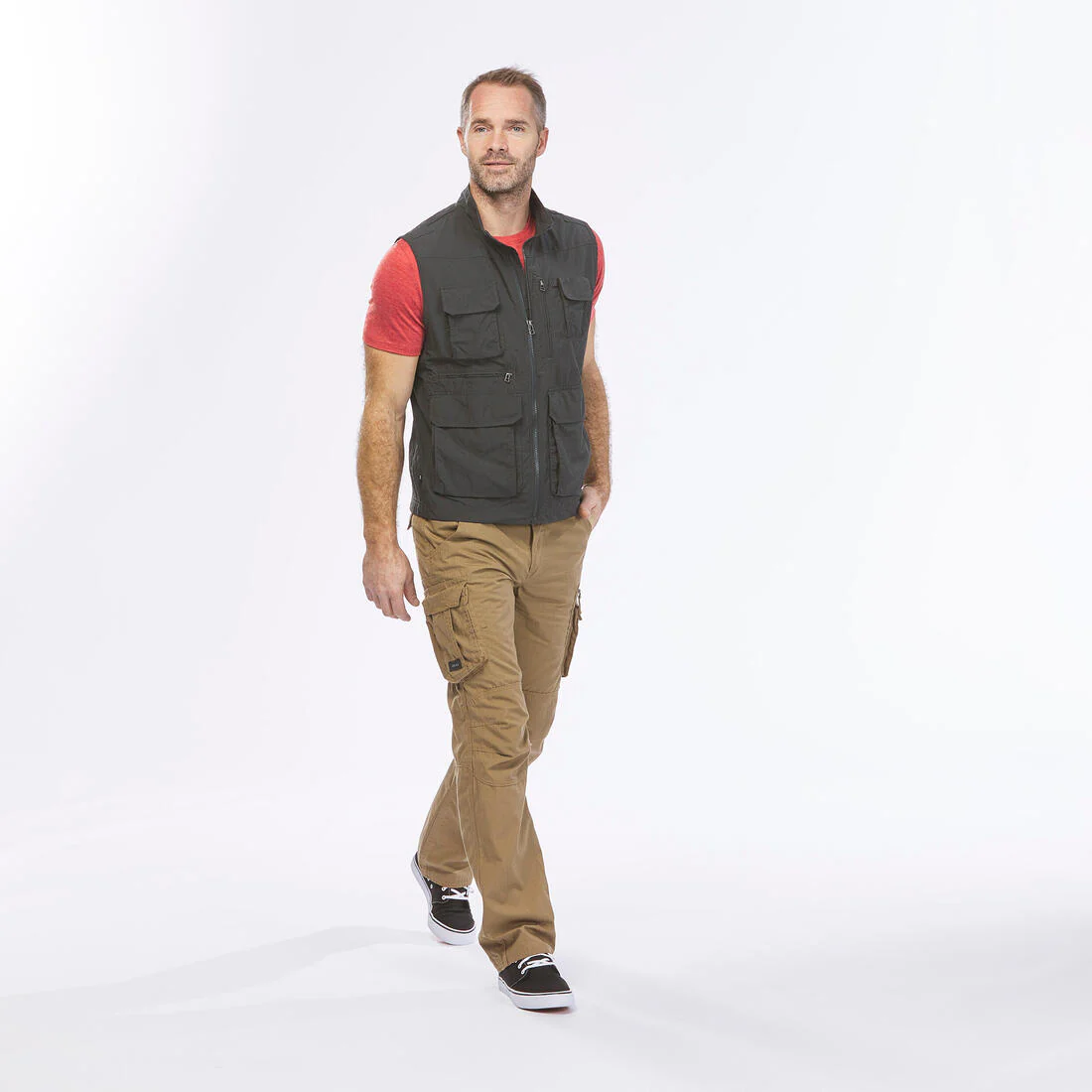 Chaleco de trekking de viaje con múltiples bolsillos gris para hombre Travel 100 - Image 6