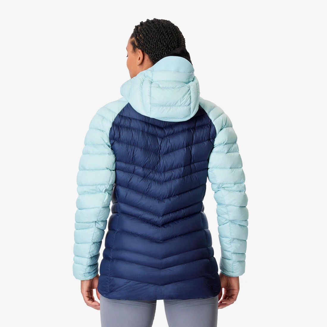 Chamarra acolchada Plumón Alpinismo Mujer - Azul marino/azul ártico - Image 4