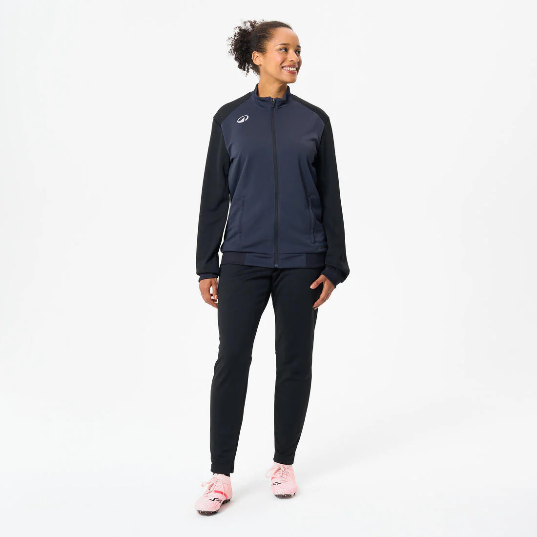 Chamarra de futbol para entrenamiento negro con gris Essential - Image 5