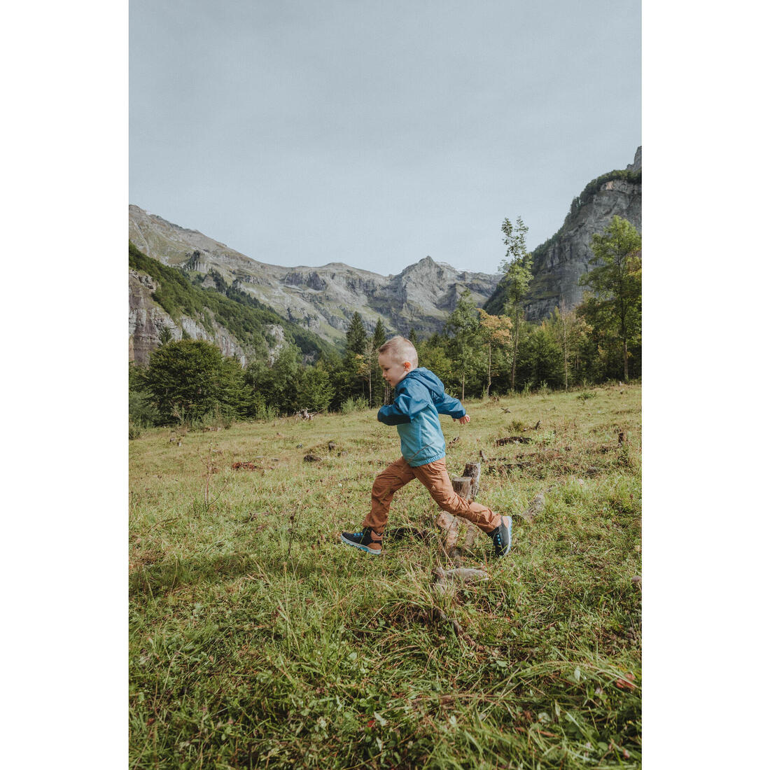 Chamarra de senderismo impermeable azul para niños de 2 a 6 años MH100 Zip - Image 8