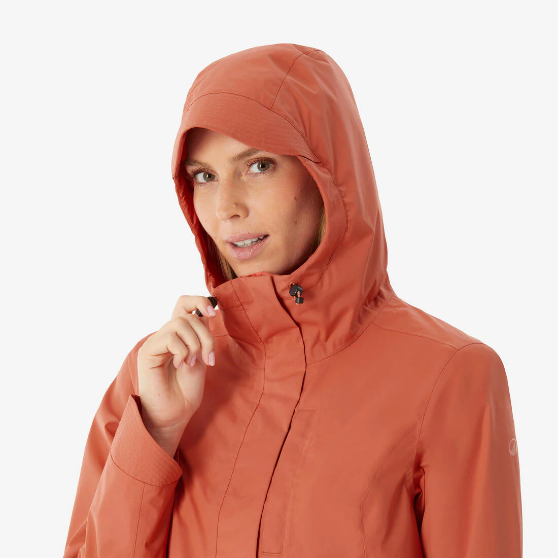 Chamarra de senderismo impermeable negra para mujer NH500 - Image 38