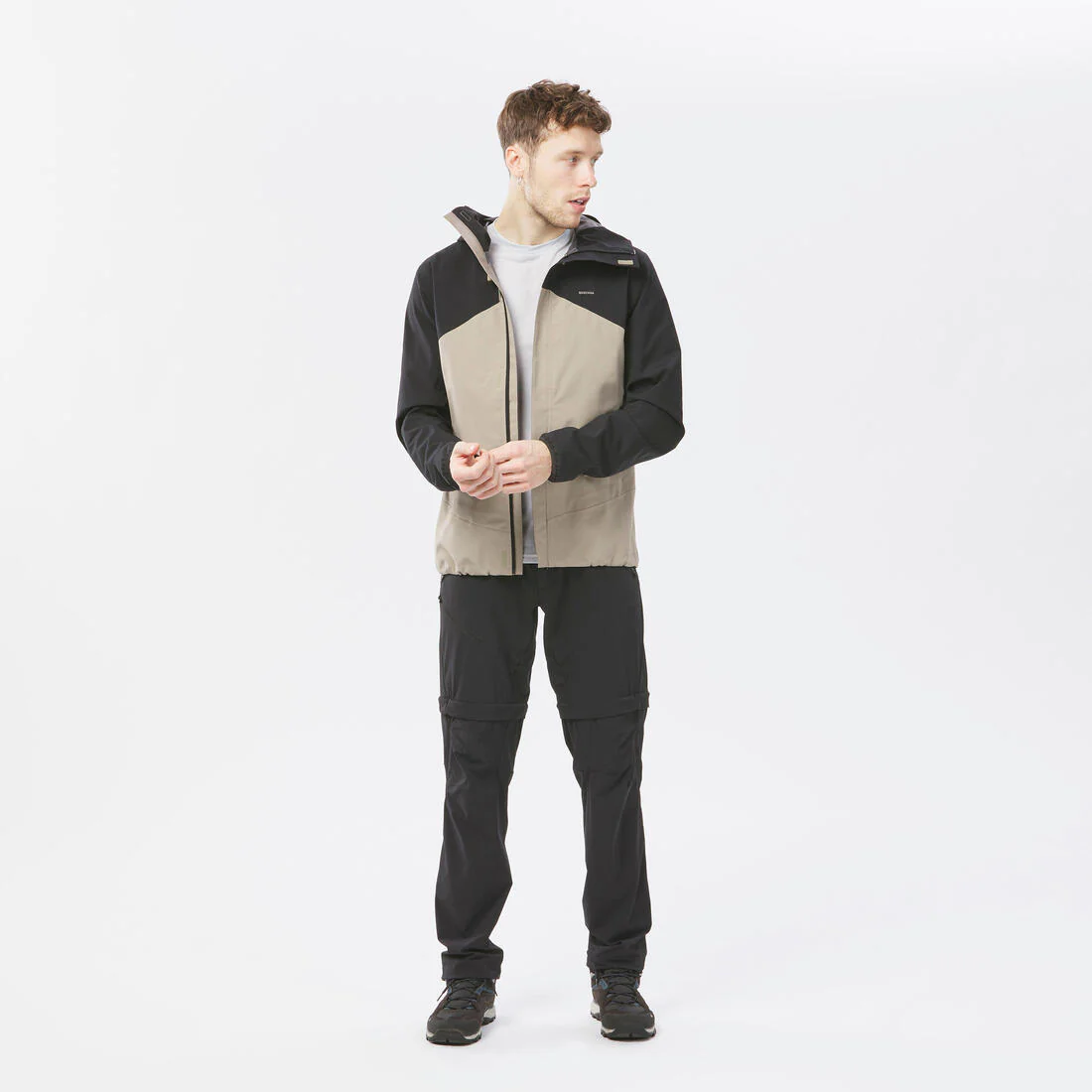 Chamarra de senderismo ligera e impermeable para hombre MH150 - Image 19