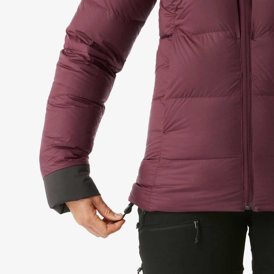 Chamarra de trekking acolchada cálida de plumón con capucha para mujer MT900 - Image 6