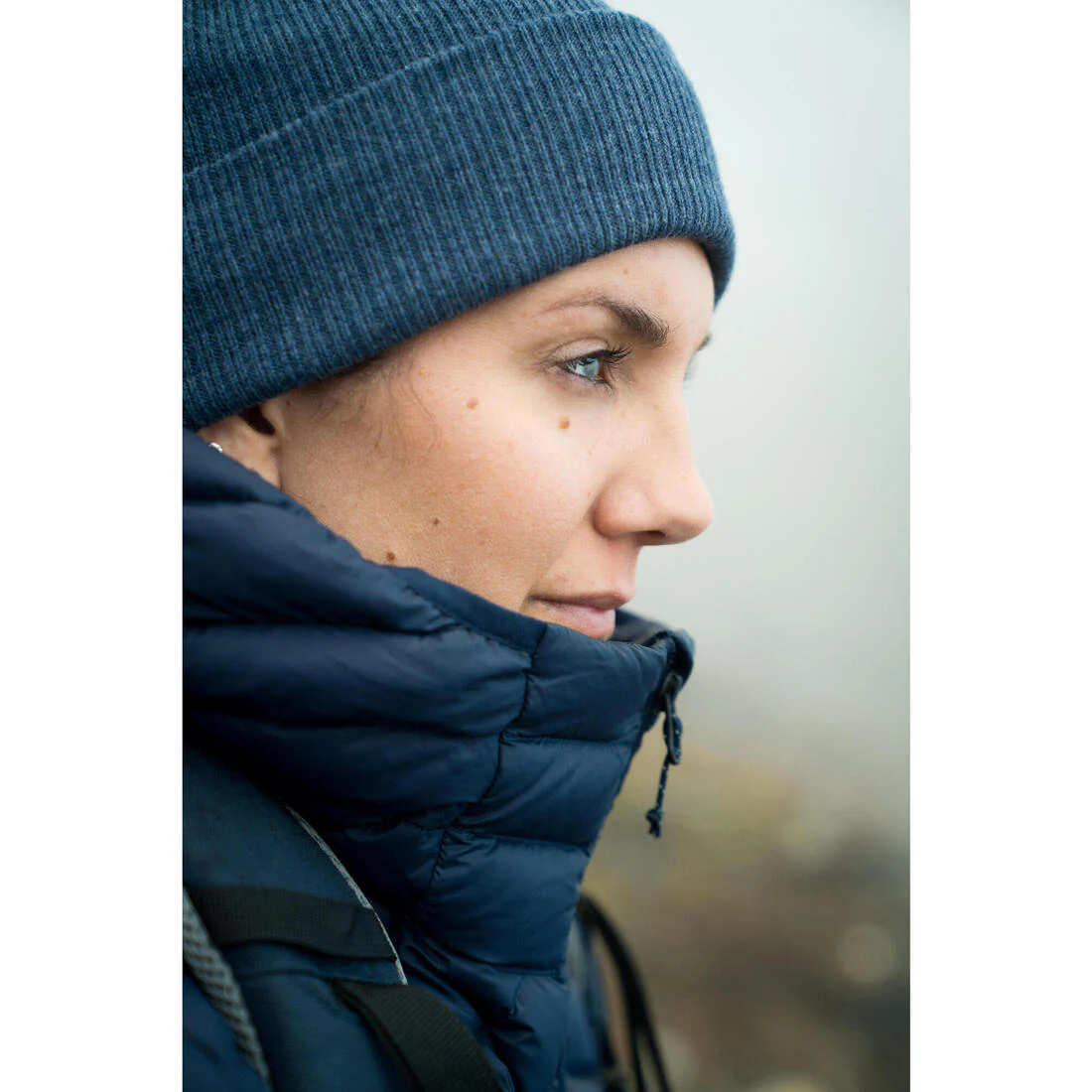 Chamarra de trekking con capucha de plumón hasta -5 °C para mujer MT100 - Image 17
