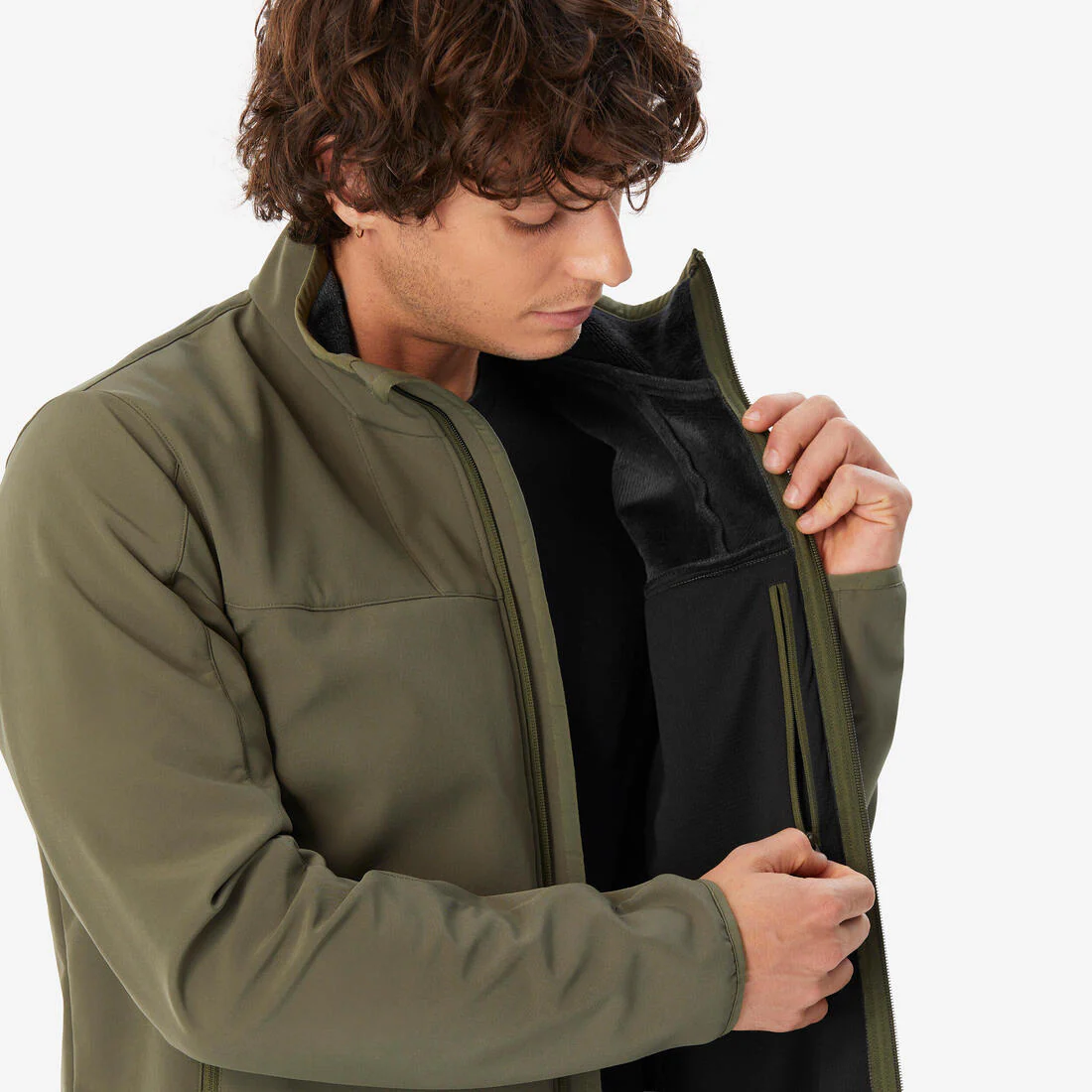 Chamarra de trekking rompevientos negra para hombre Softshell MT100 - Image 9