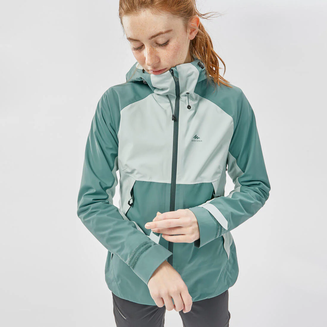 Chamarra ligera impermeable de senderismo montaña - MH500 - Mujer - Image 15