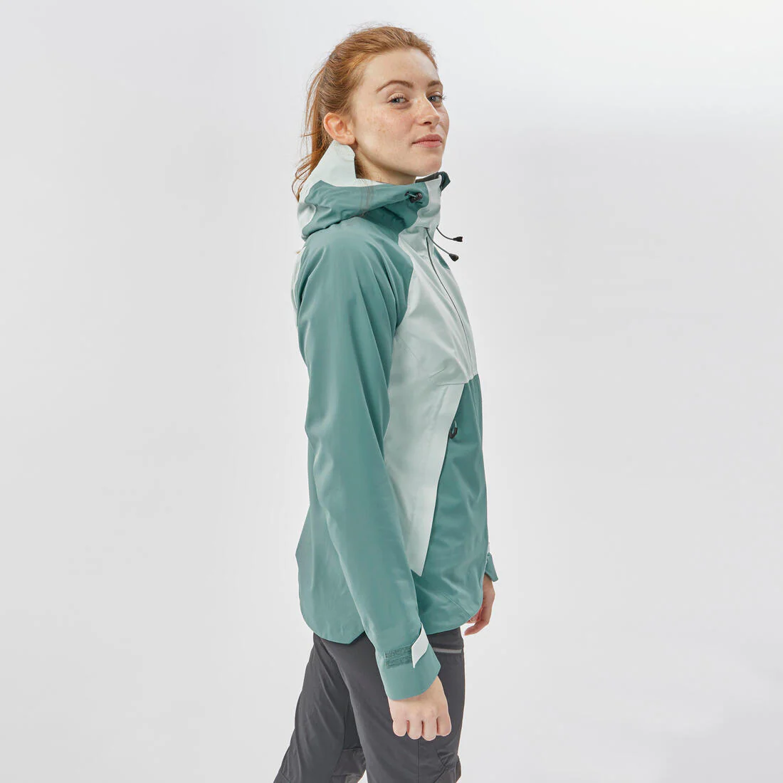 Chamarra ligera impermeable de senderismo montaña - MH500 - Mujer - Image 4