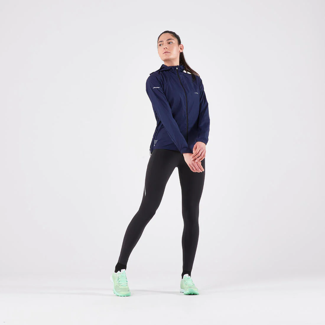 Chamarra rompevientos running y trail running Mujer - KIPRUN Run 900 Wind - Image 10