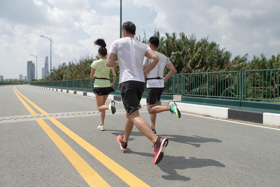 CINTURÓN PORTANÚMERO RUNNING NEGRO - Image 9