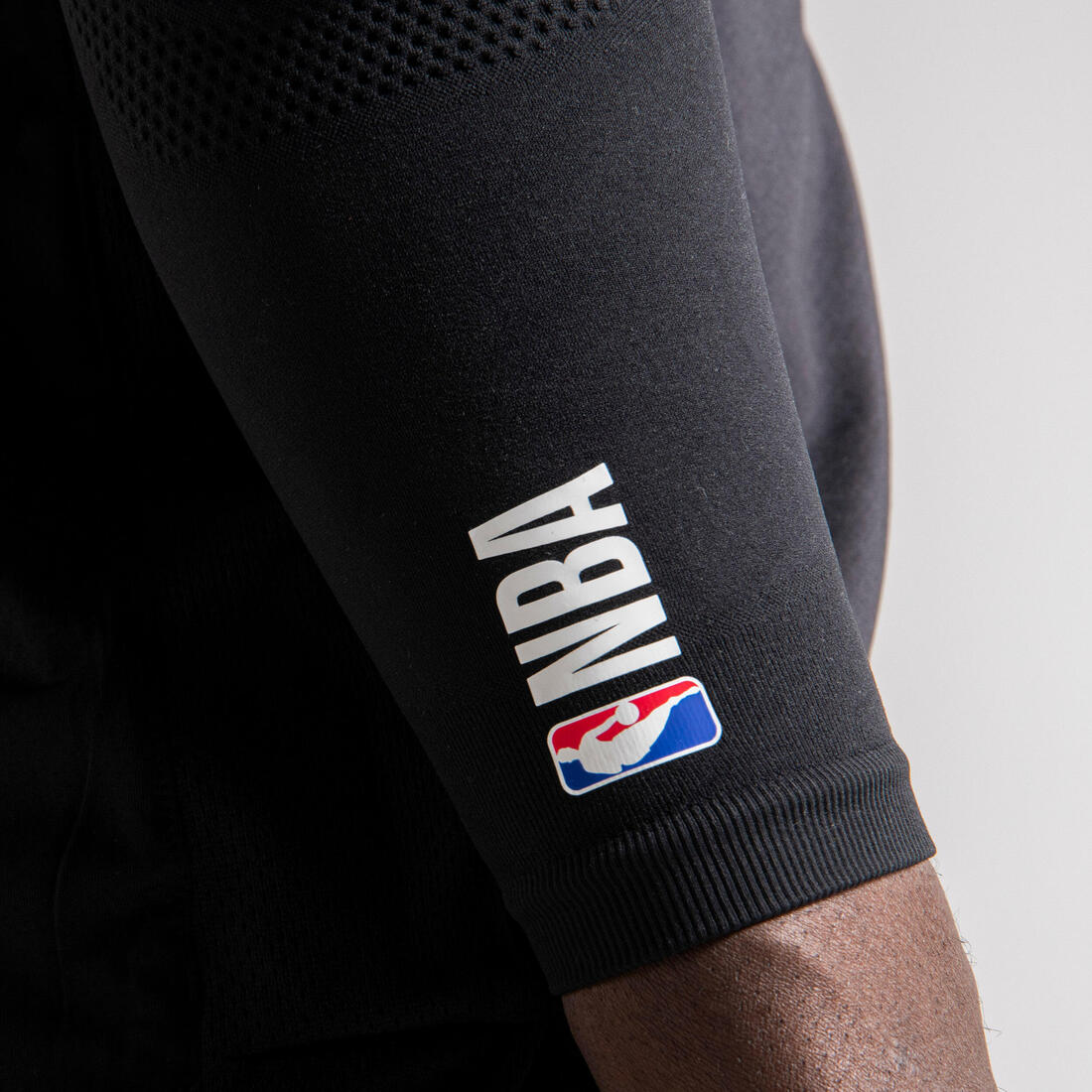 Codera de protección de básquetbol NBA Dualshock adulto - EP500 negro - Image 4