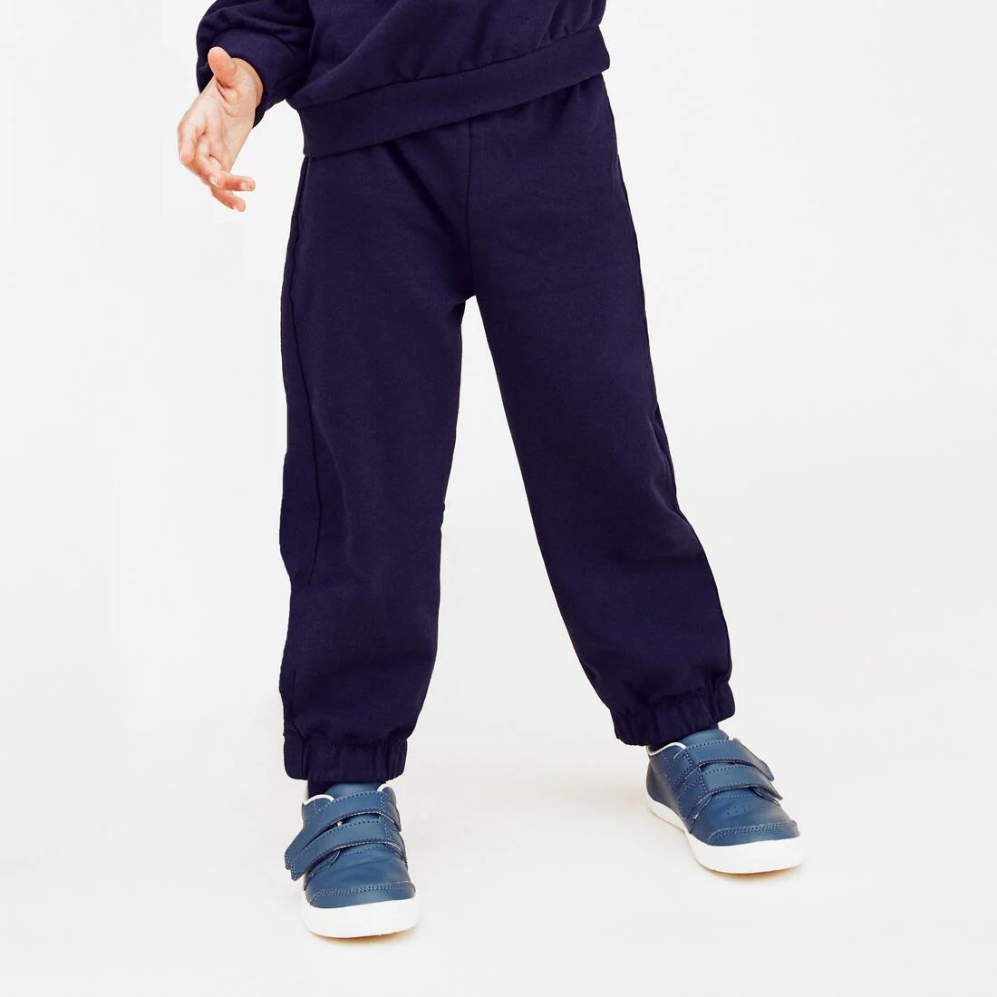 Conjunto deportivo básico para niños - Image 3