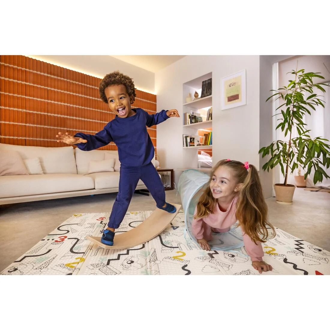 Conjunto deportivo básico para niños - Image 9