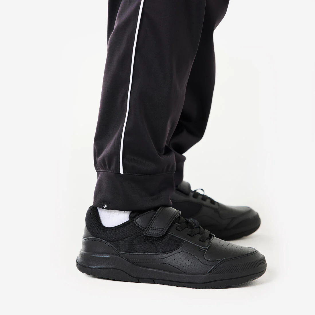Conjunto deportivo negro con blanco para niños 120 - Image 7