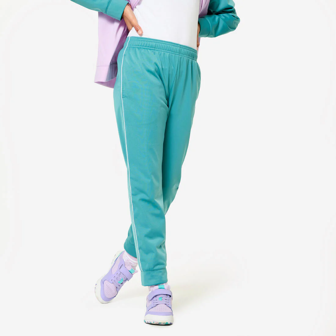 Conjunto deportivo transpirable azul con rosa para niños - Image 3