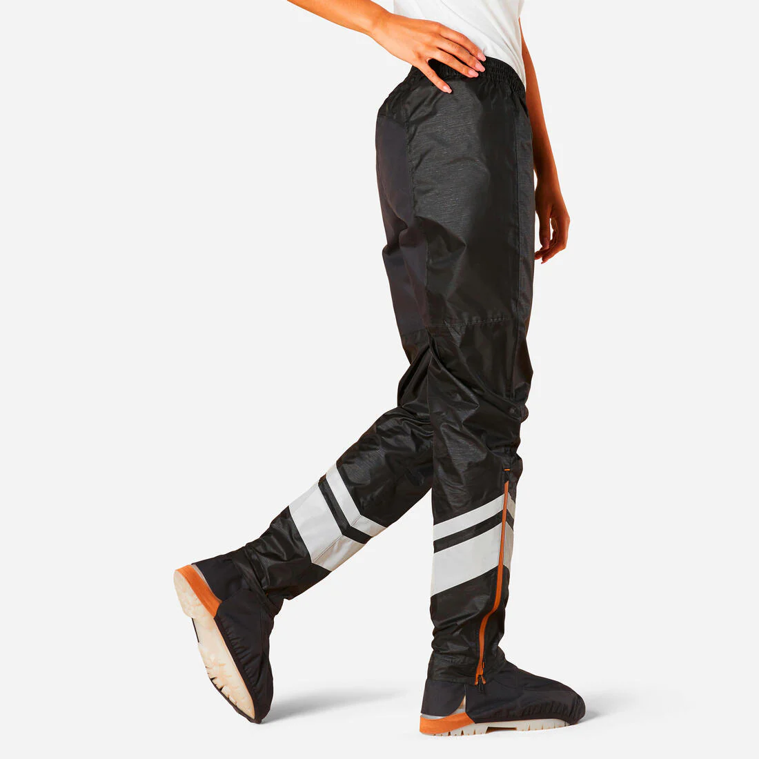 Cubrepantalón de ciclismo urbano impermeable con cubrecalzado integrado 540