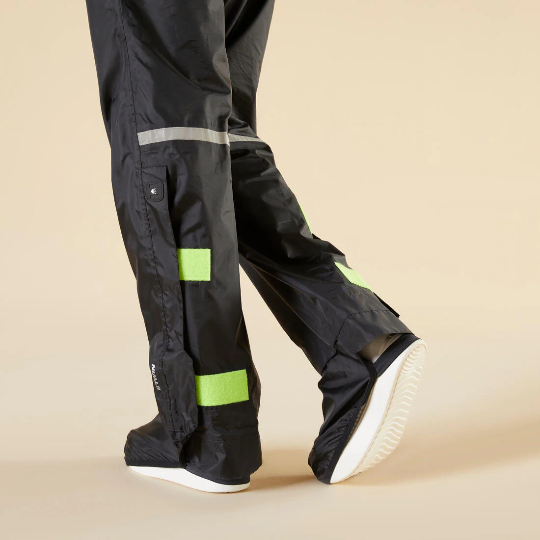 Cubrepantalón de ciclismo urbano impermeable con cubrecalzado negro 100 - Image 4