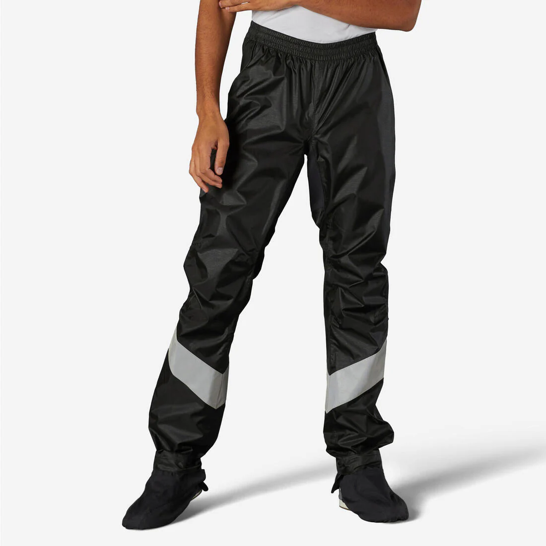 Cubrepantalón de ciclismo urbano impermeable negro para hombre 540