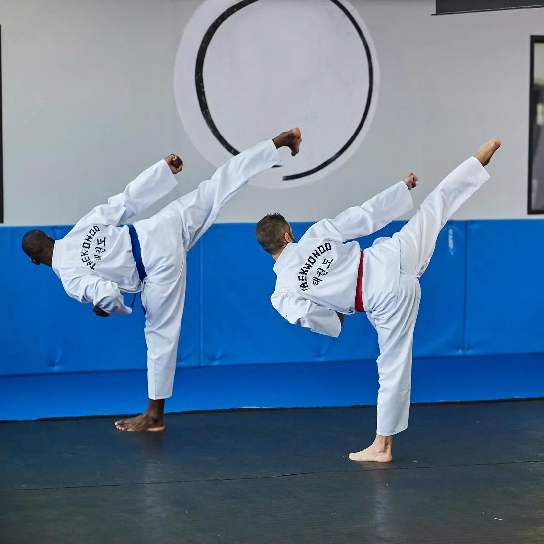 Dobok/Kimono taekwondo 500 adulto - Image 13