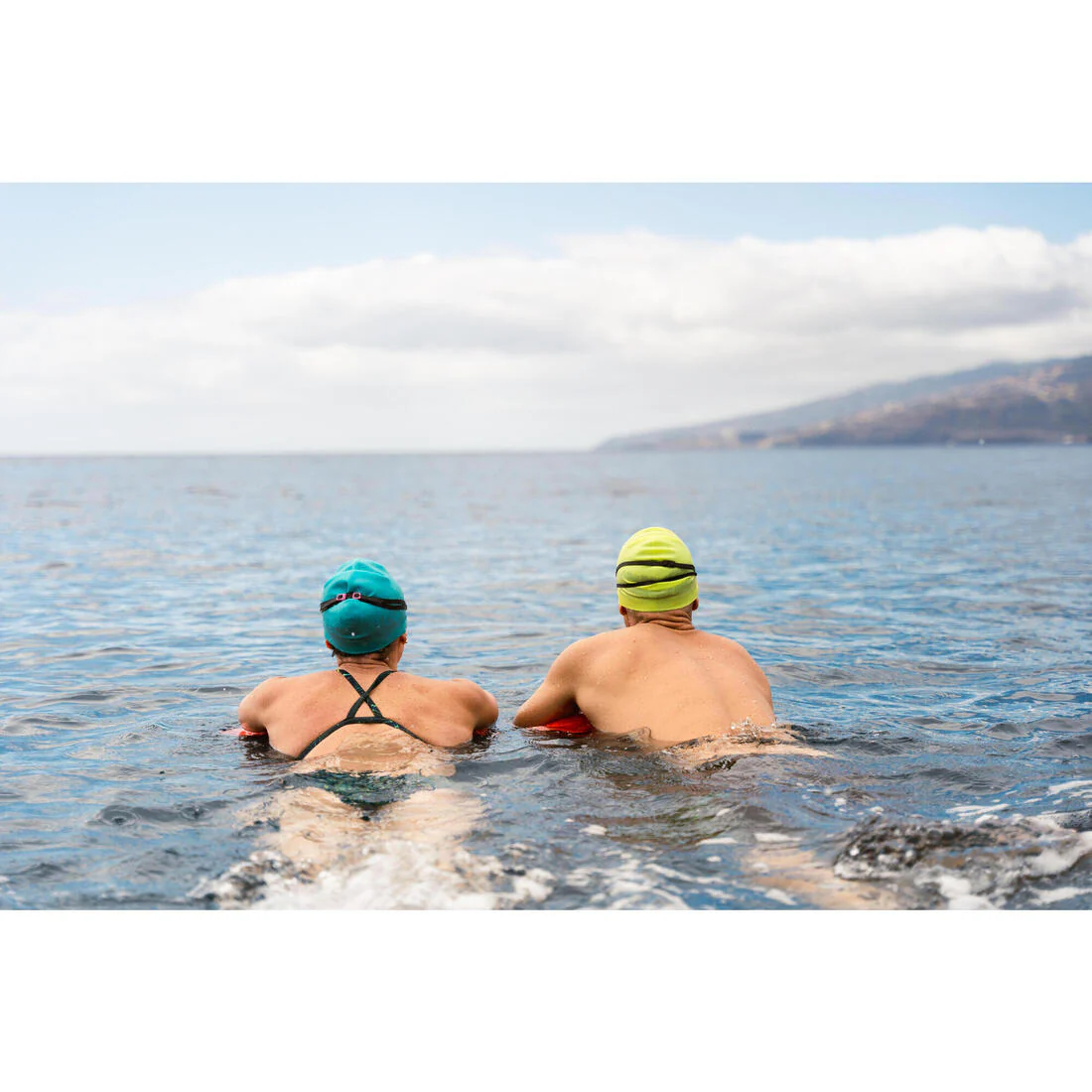 Gorra de natación de silicón negra - Image 40