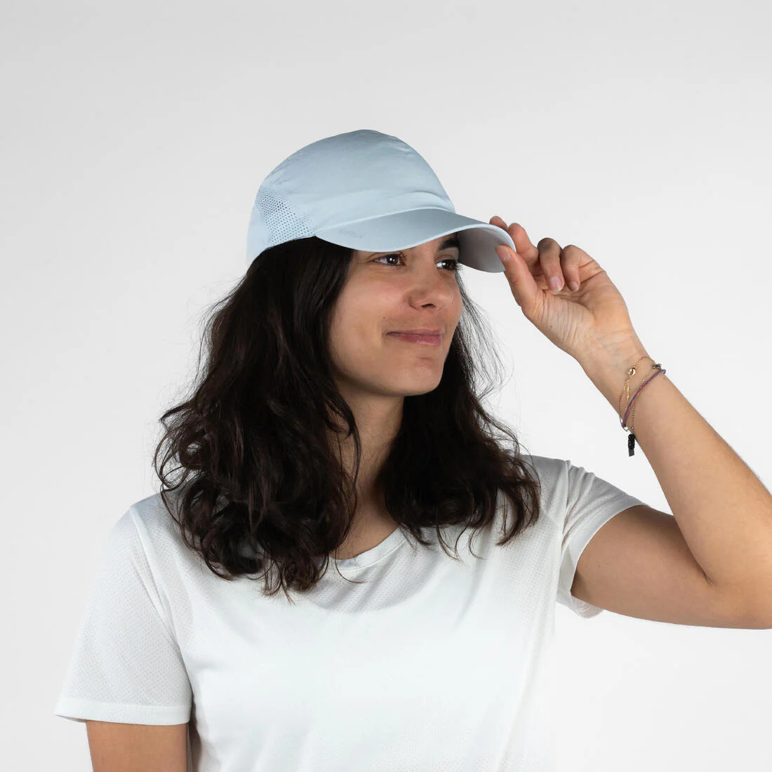 Gorra de running ajustable gris/blanco unisex KIPRUN