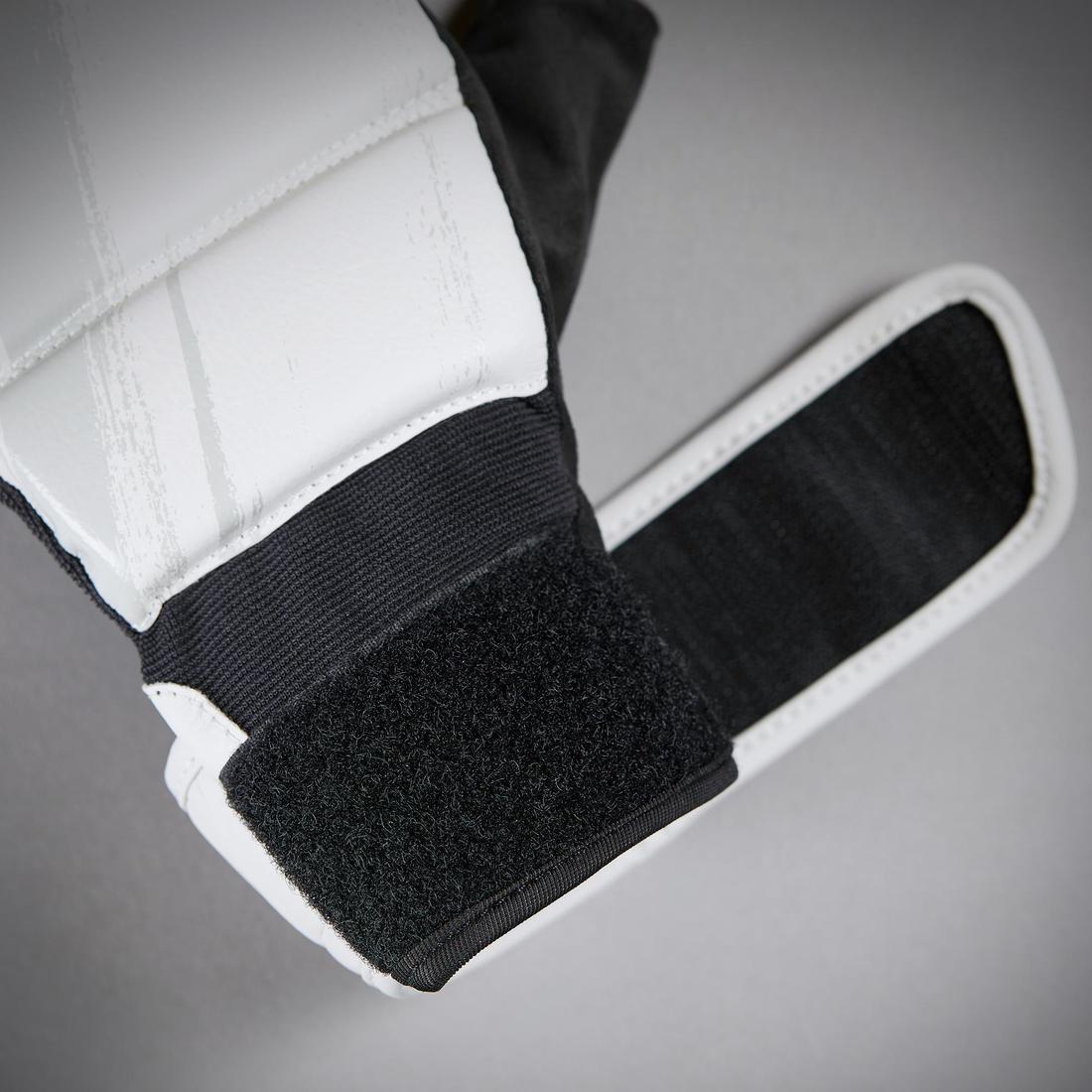 Guantes cortos de cardioboxing CRD 100 grises - Image 7
