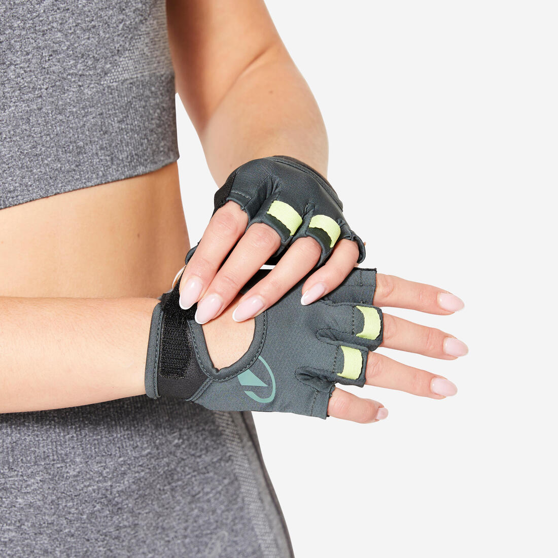 Guantes de fitness transpirables y resistentes violeta conAir - Image 3
